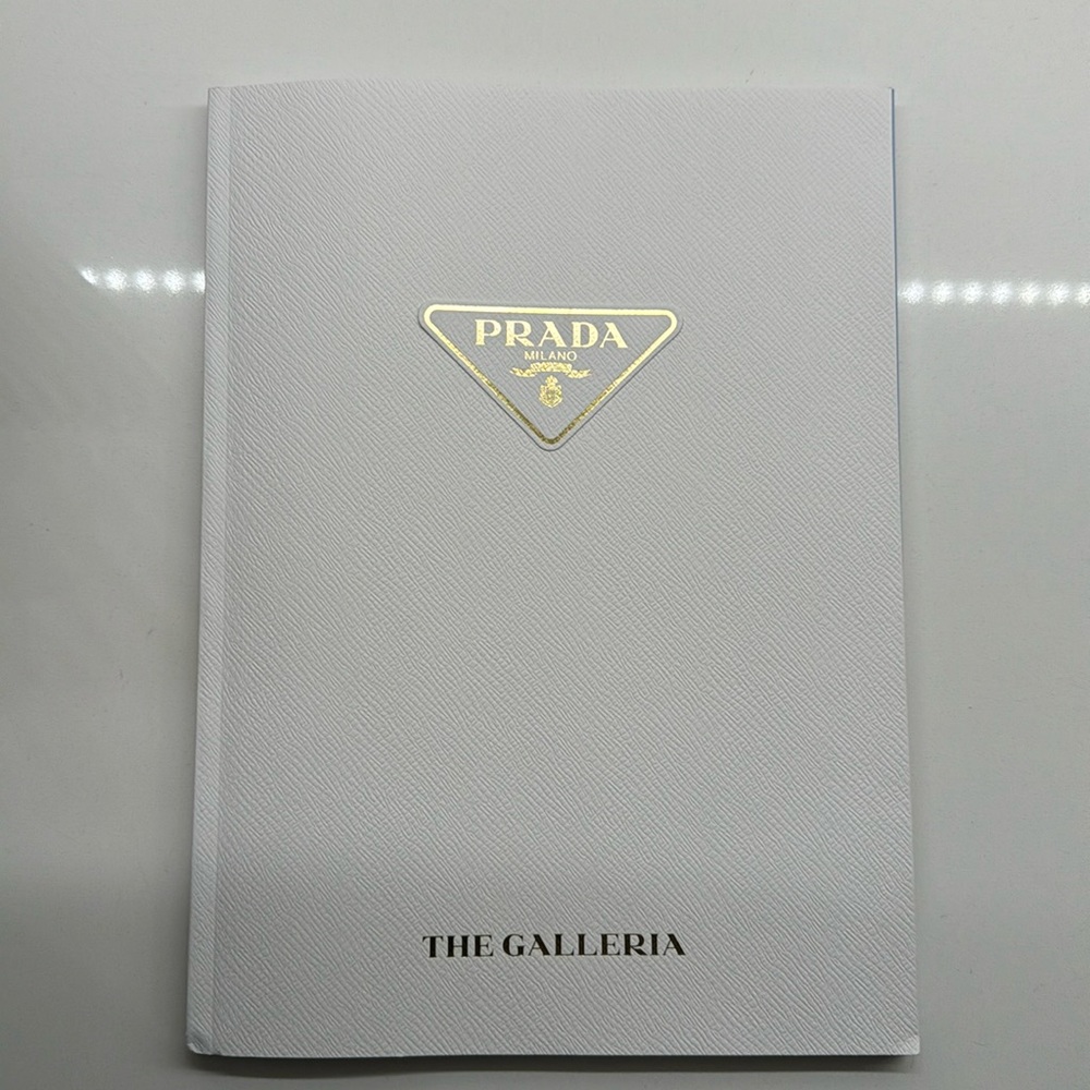 Prada- galleria- Brand book
